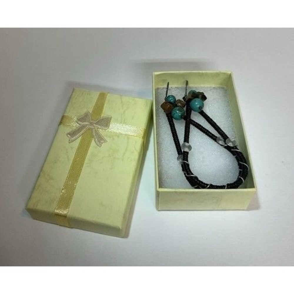 NWT‎ Pannee Handmade Boho Turquoise Tiger’s Eye Beaded Hoop Earrings Loops Shape